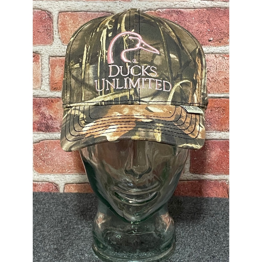 Ducks Unlimited Realtree Camo Hat Pink Embroidered Logo Adjustable Cap NWT